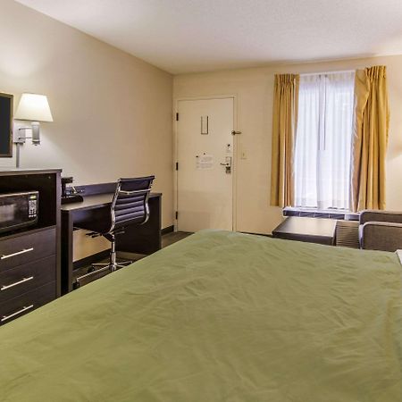 Quality Inn & Suites Atlanta Stone Mountain Exterior foto