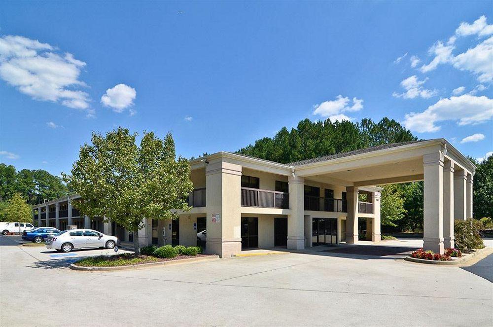 Quality Inn & Suites Atlanta Stone Mountain Exterior foto