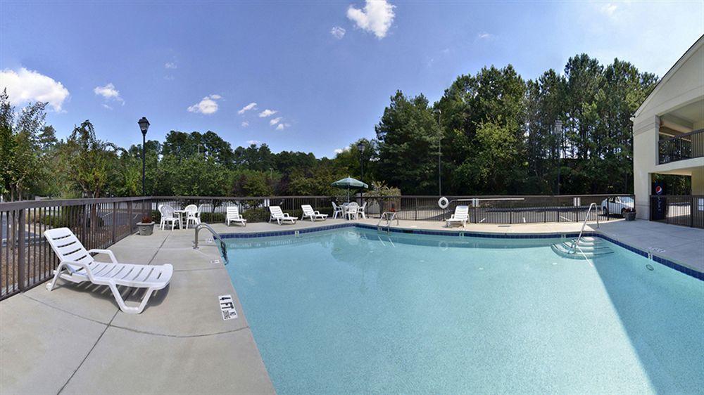 Quality Inn & Suites Atlanta Stone Mountain Exterior foto