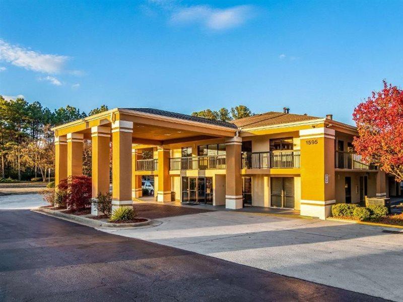 Quality Inn & Suites Atlanta Stone Mountain Exterior foto