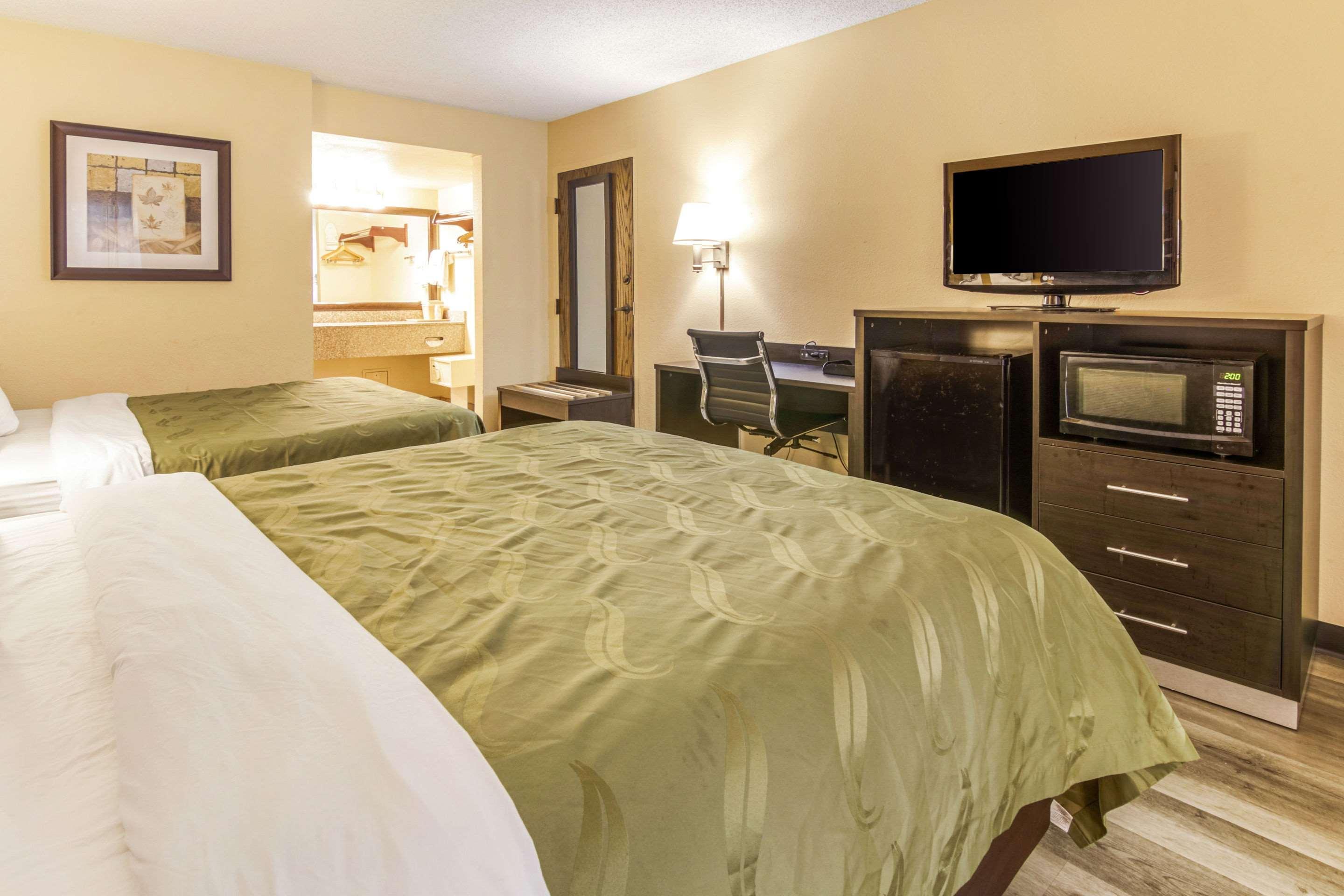 Quality Inn & Suites Atlanta Stone Mountain Exterior foto