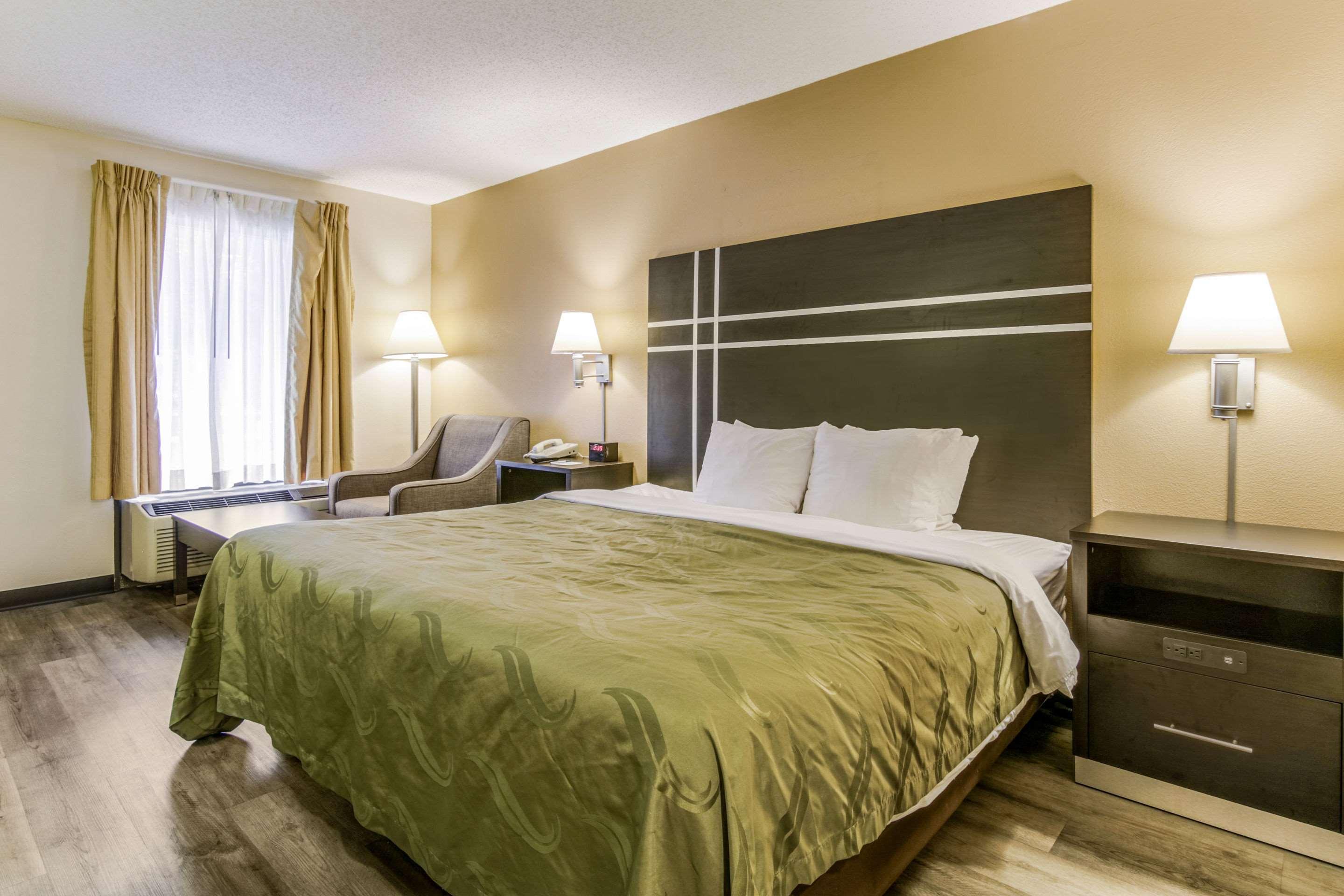 Quality Inn & Suites Atlanta Stone Mountain Exterior foto