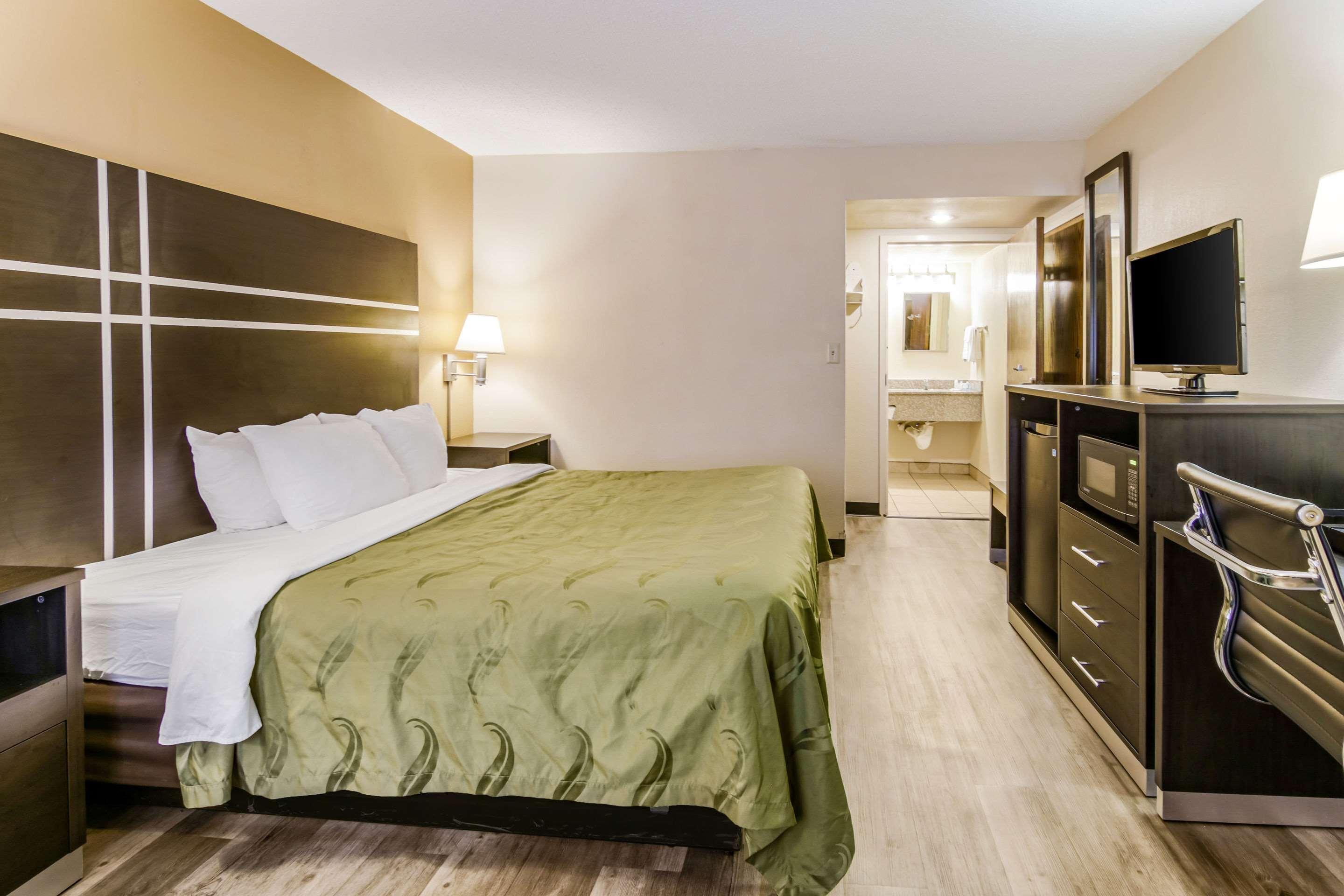 Quality Inn & Suites Atlanta Stone Mountain Exterior foto