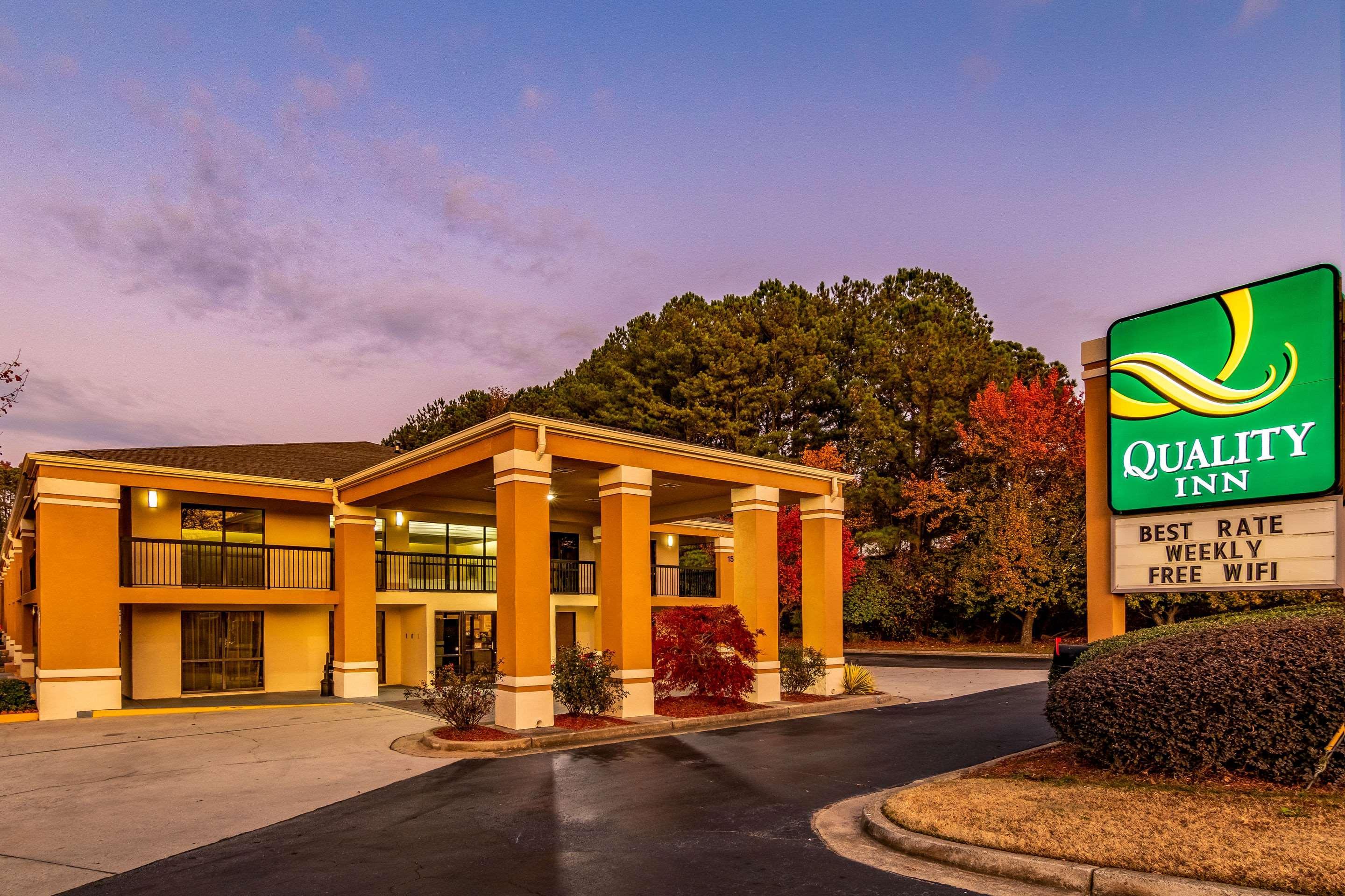 Quality Inn & Suites Atlanta Stone Mountain Exterior foto
