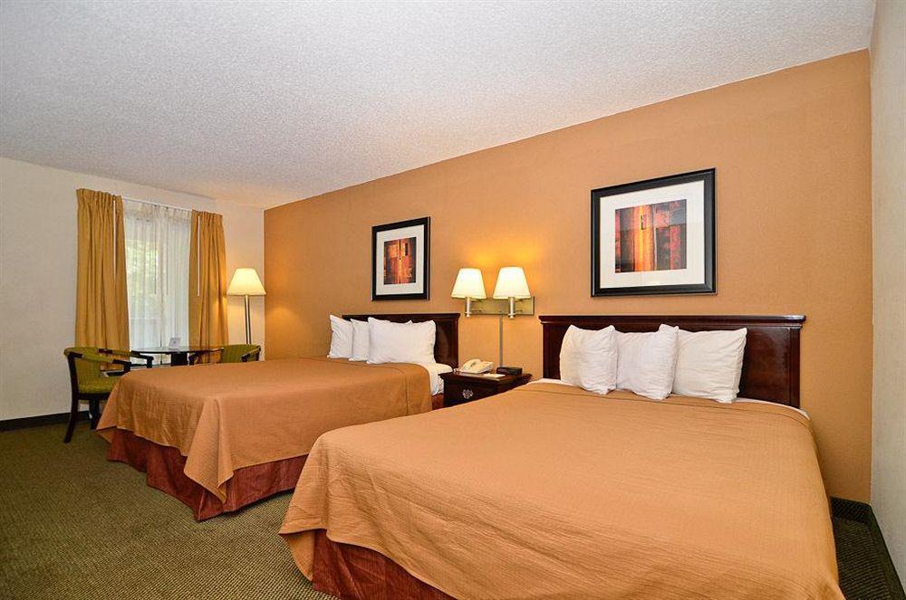 Quality Inn & Suites Atlanta Stone Mountain Exterior foto